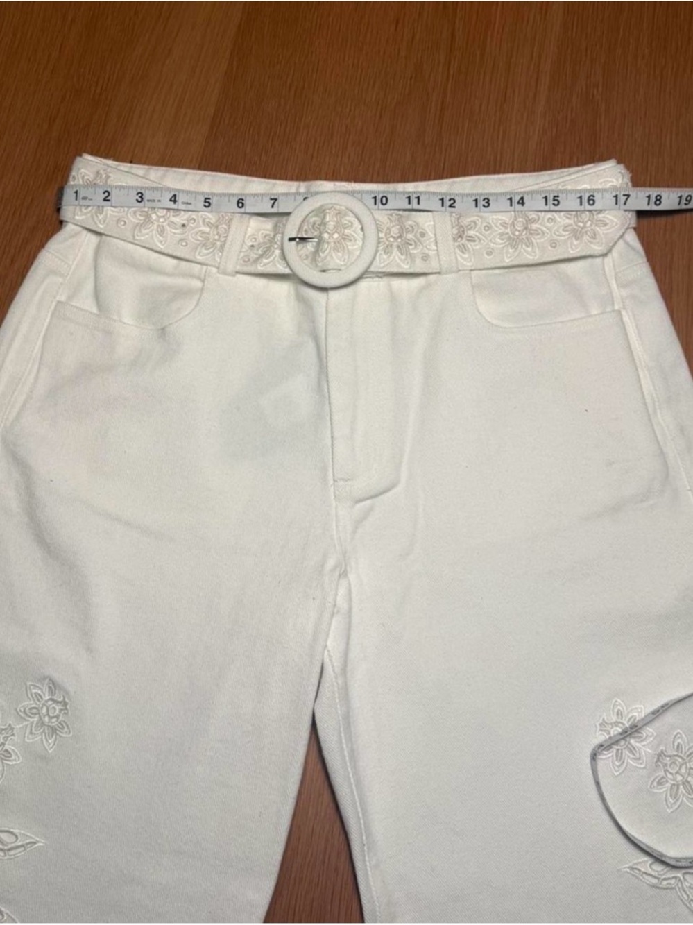 FARM Rio Cream Wide-Leg Laser-Cut Flare Jeans - Picture 3 of 8